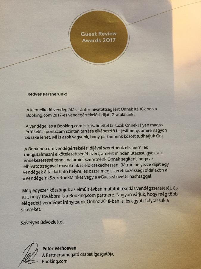 Boerzsoenyi Szabadidokoezpont 考帕莱格 外观 照片